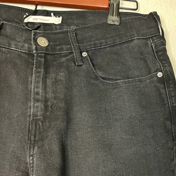 Black Levi’s 505 Straight Leg Jeans - Picture 3 of 6